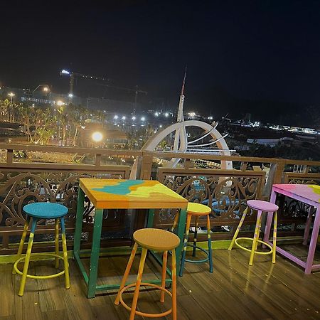 Catba Pod Hostel - Restaurant And Rooftop Bar Dong Khe Sau Exteriör bild