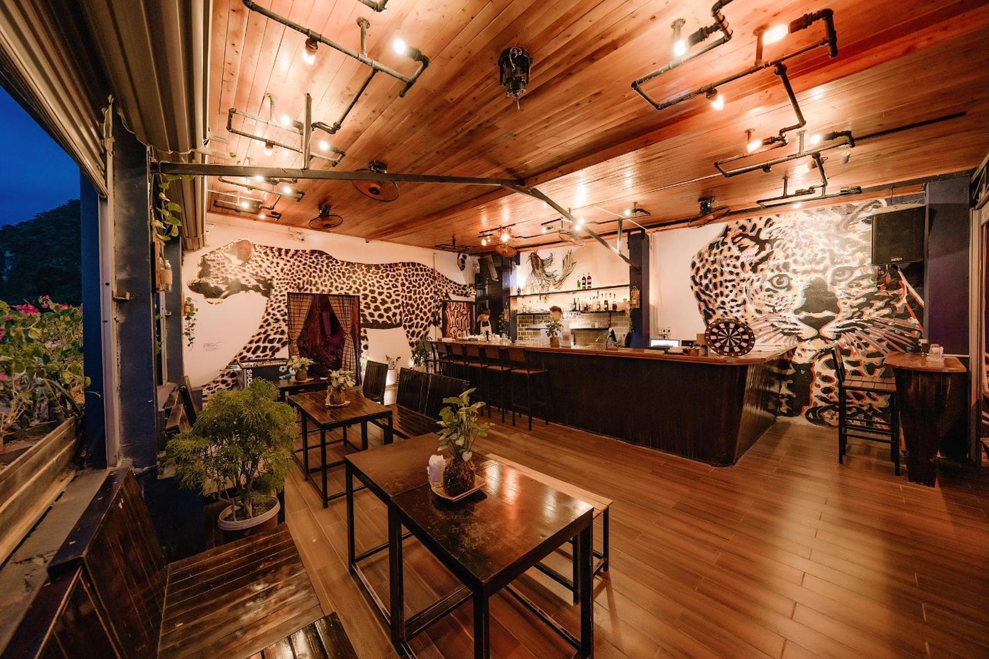 Catba Pod Hostel - Restaurant And Rooftop Bar Dong Khe Sau Exteriör bild