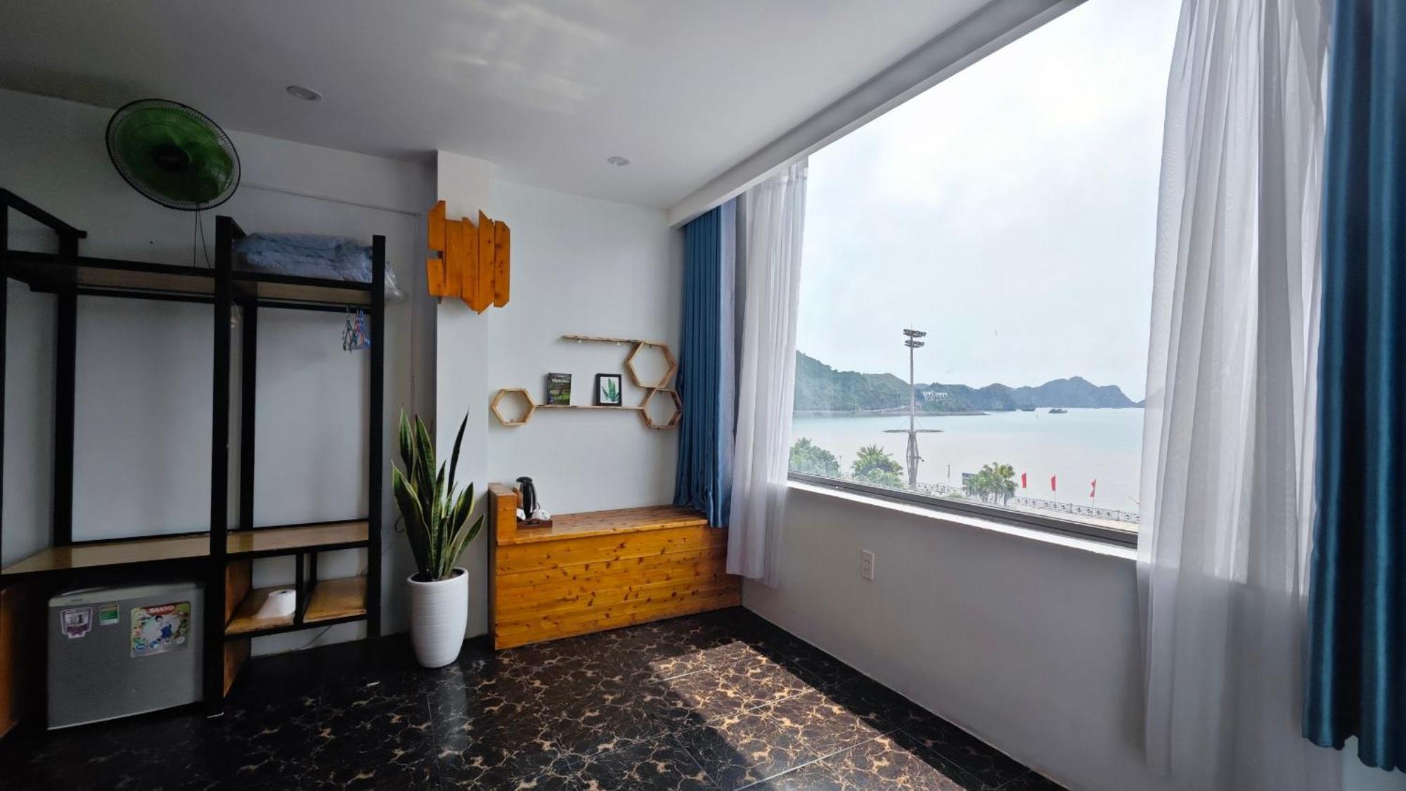 Catba Pod Hostel - Restaurant And Rooftop Bar Dong Khe Sau Exteriör bild