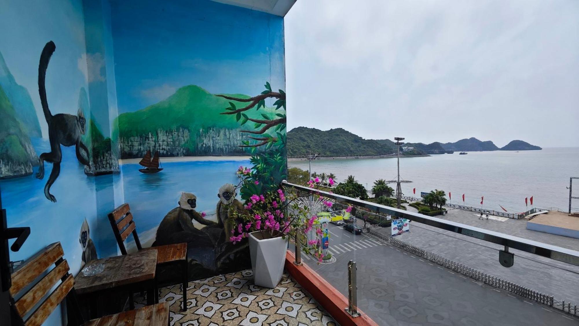 Catba Pod Hostel - Restaurant And Rooftop Bar Dong Khe Sau Exteriör bild